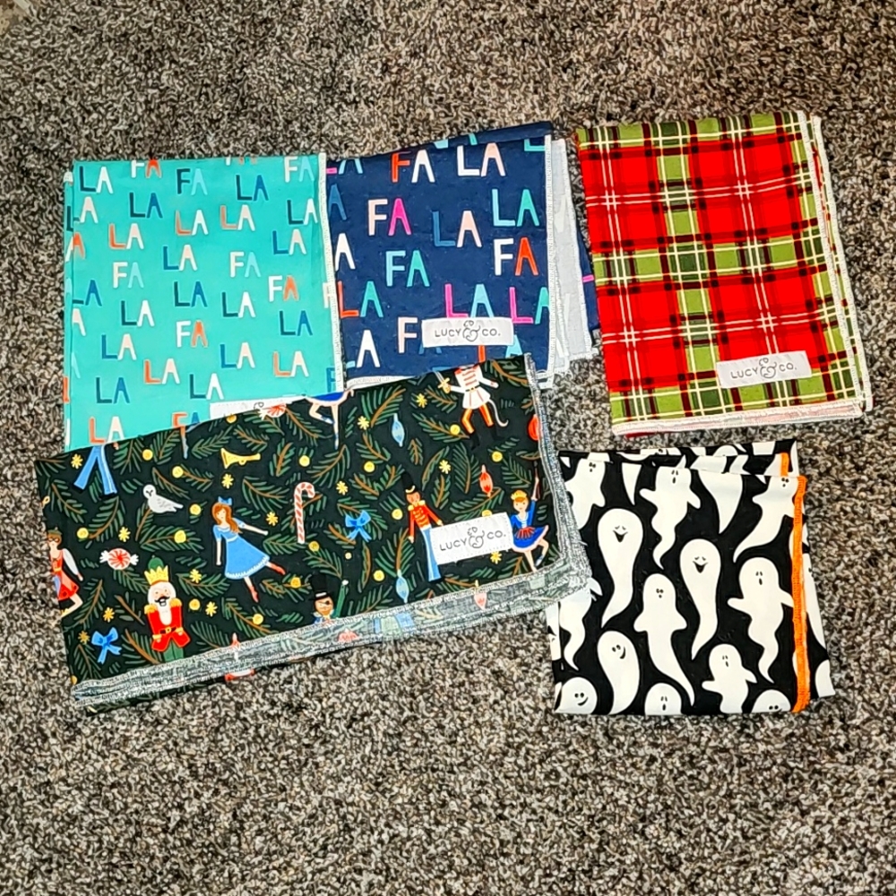 5 like new or NWOT Lucy and Co. Size L Dog Bandanas